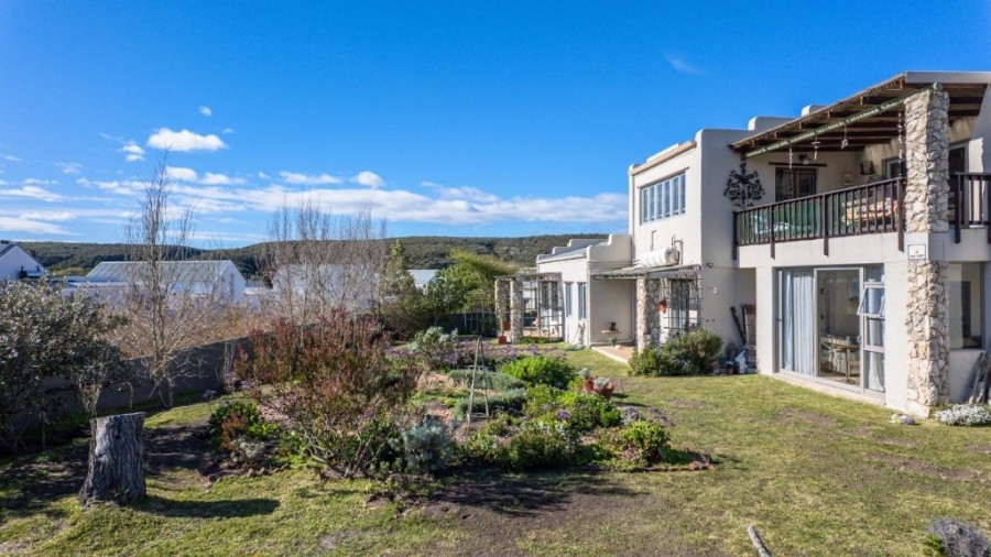 4 Bedroom Property for Sale in Stilbaai Wes Western Cape